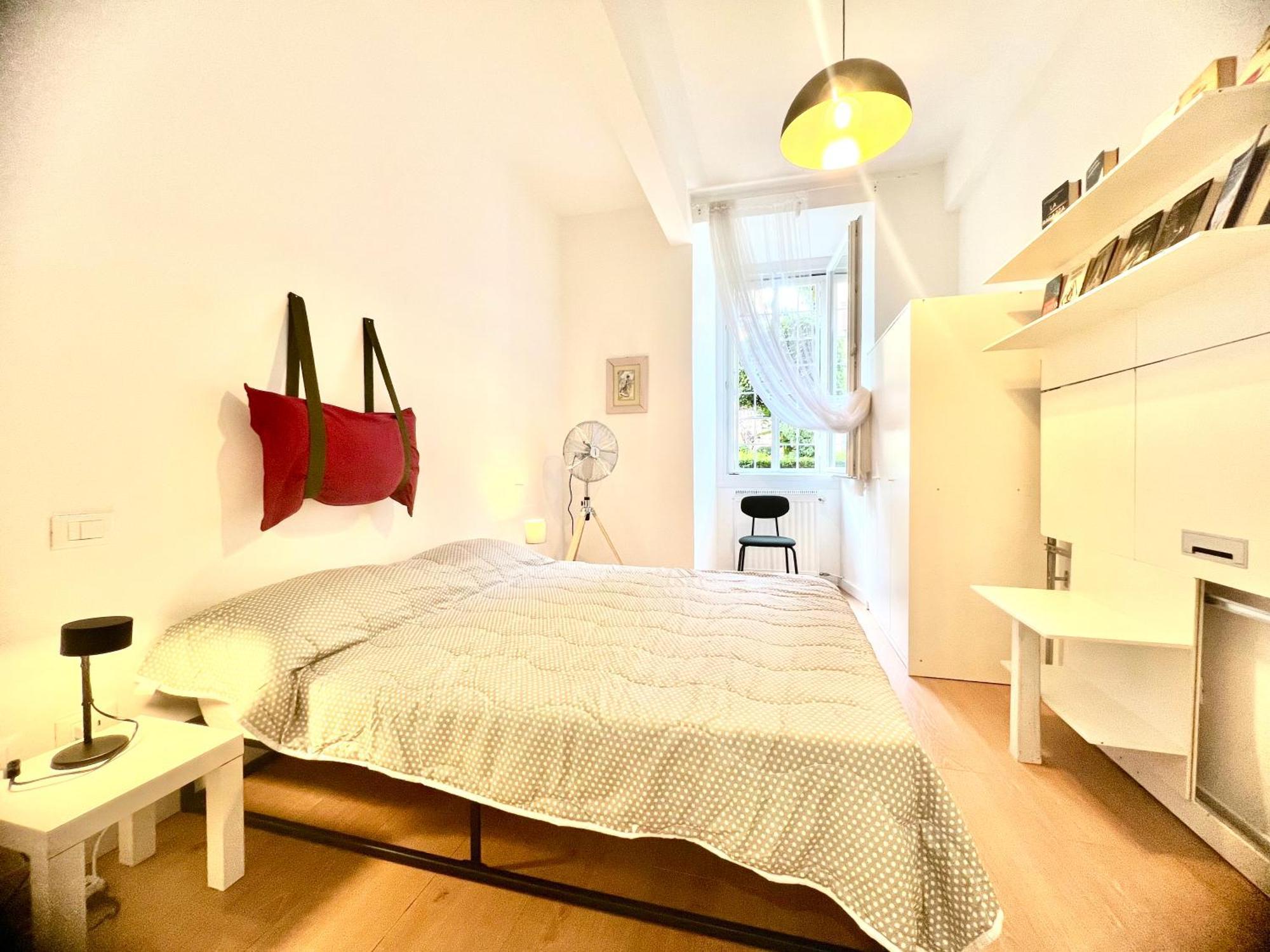 The Stylish At Ponte Milvio *